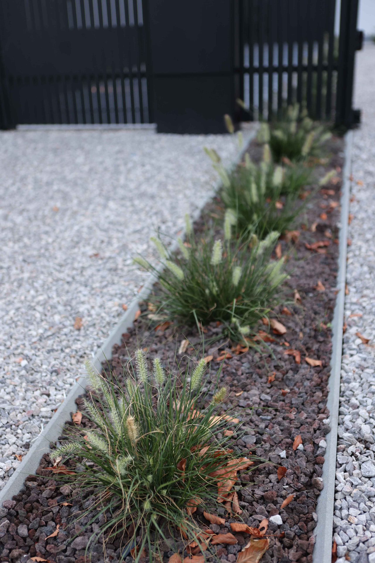Beplanting en afwerking van de tuin door Hoffelijk